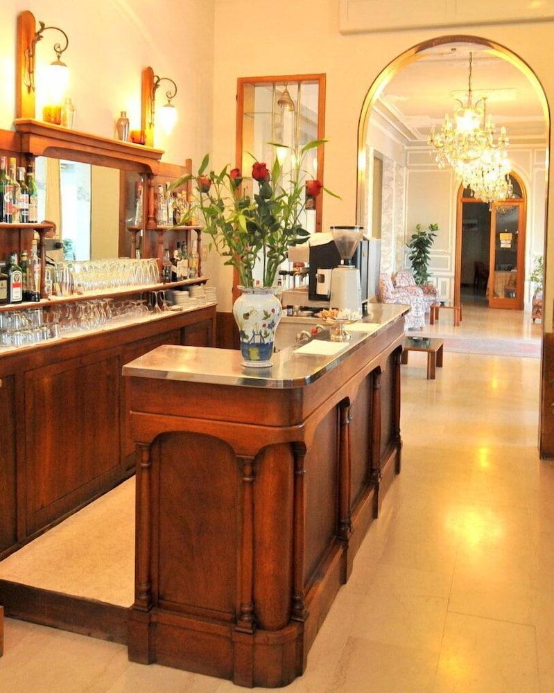 Hotel Britannia Cesenatico Esterno foto