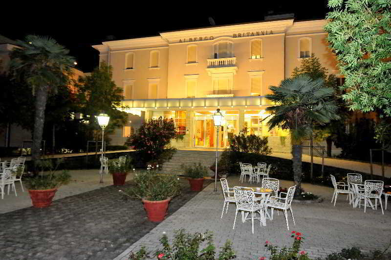 Hotel Britannia Cesenatico Esterno foto
